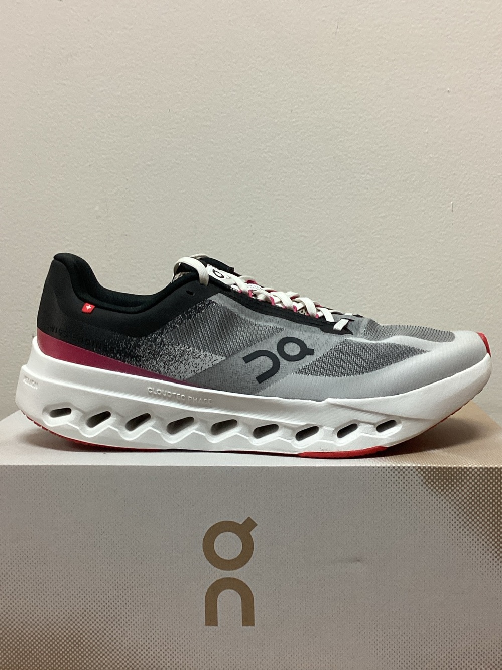 Men’s ON CloudSurfer Next